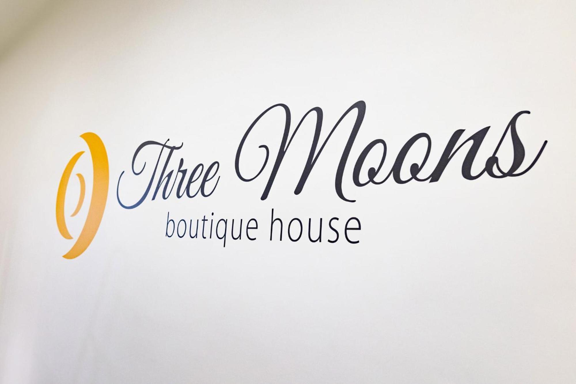Three Moons Boutique House/Calypso Apartment Salerno Exterior photo